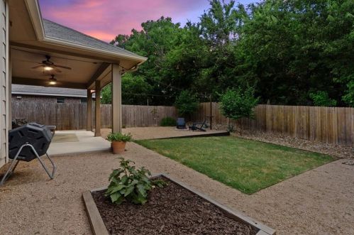 6629 Alleyton Dr, Austin TX 78725-2915 exterior