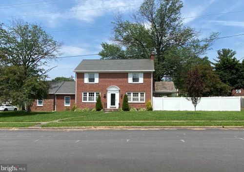 961 Feist Ave, Pottstown, PA 19464-3956