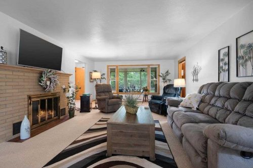 410 Park St, Green Bay, WI 54303-4147