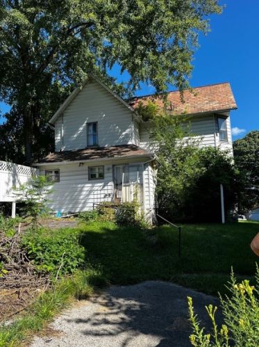 311 Lincoln St, Hermitage, PA 16146-1506