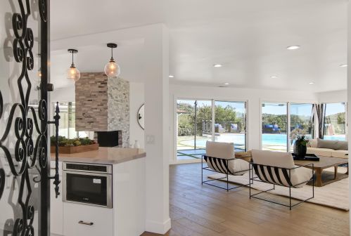 8 Celine Dr, Santa Barbara CA  93105-1911 exterior