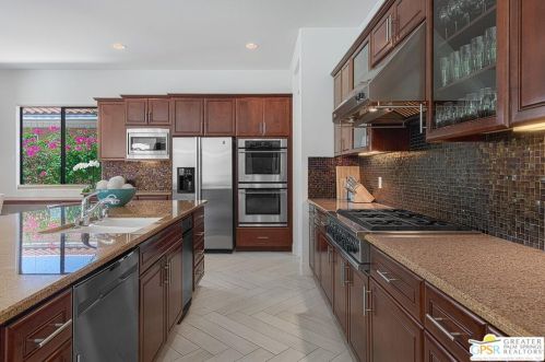 1441 Amelia Way, Palm Springs CA  92262-3446 exterior