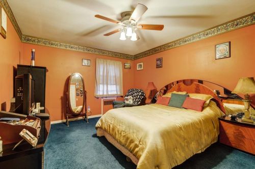 79 56th St, Bayonne NJ  07002-3315 exterior