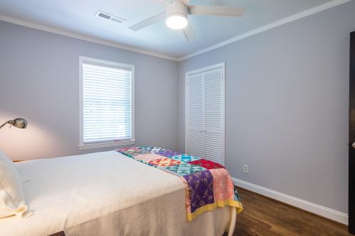 521 Center St, Mount Pleasant SC  29464-5006 exterior