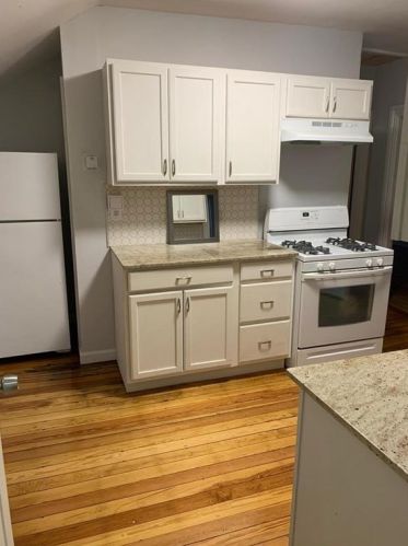 127 Ruggles St, Providence, RI 02908-3614
