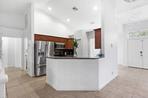 3845 27th Ave, Naples FL  34117-7131 exterior