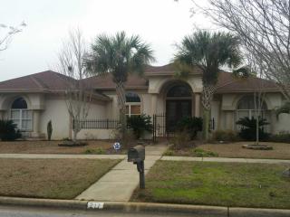 217 Newberry St, Cantonment, FL 32533-6570