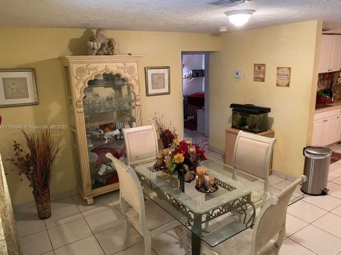 1624 23 Ave, Hollywood FL 33020-1215 exterior