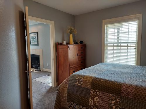 602 19th St, Willmar MN 56201-4827 exterior