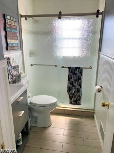 89 Bearfort Rd, West Milford Lakes NJ  07480-1401 exterior