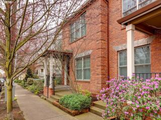 2470 Thurman St, Portland, OR 97210-2523