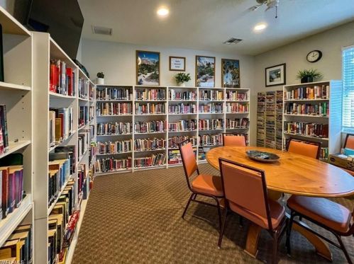 6891 Rain Lily Rd, Naples FL  34109-6148 exterior