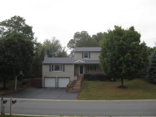40 Baker Dr, Fortsville NY  12831-2444 exterior