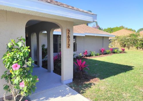 2672 Gowin Dr, Fort Pierce, FL 34952-5576