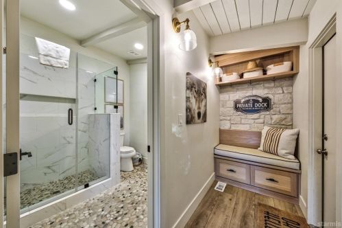 544 Tahoe Keys Blvd, South Lake Tahoe CA  96150-3313 exterior