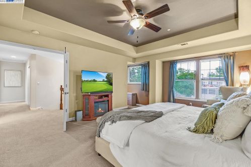 795 Daisyfield Dr, Livermore CA  94551-3990 exterior