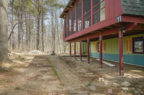 11 Stonewall Rd, Alton NH  03809-5149 exterior