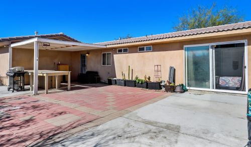 13040 West Dr, Desert Hot Springs CA  92240-5647 exterior