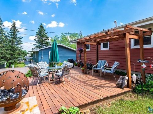 815 Almac Dr, Duluth MN  55810-2744 exterior