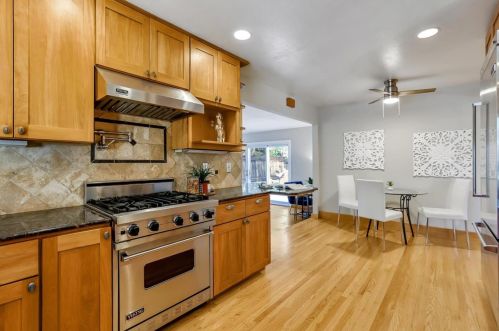 4779 Castlewood Dr, San Jose CA 95129-2258 exterior