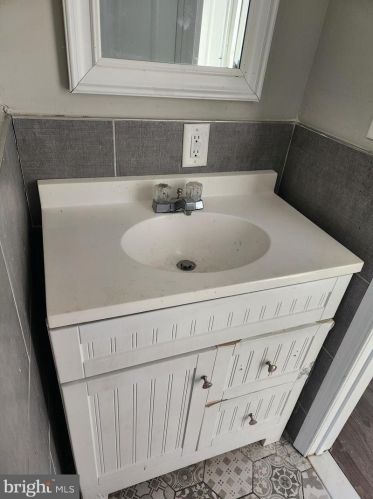 1100 Green St, Norristown PA  19401-3806 exterior