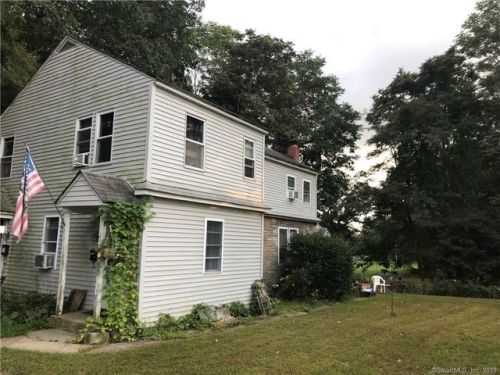 114 Dixie Ave, Waterbury, CT 06706-1601