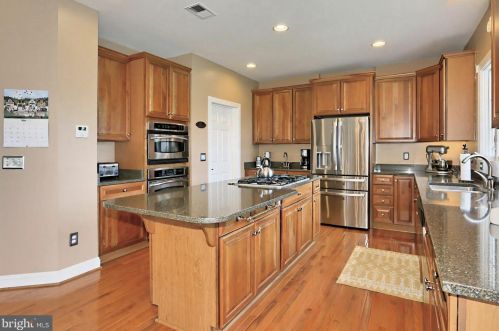 12760 Beebe Ct, Lovettsville VA  20180-2778 exterior