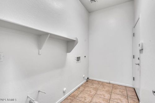 3037 Sunnyvale Ave, Gilbert AZ  85295-7659 exterior