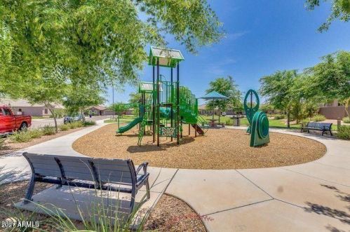 4926 Quiet Way, Gilbert AZ  85298-0648 exterior