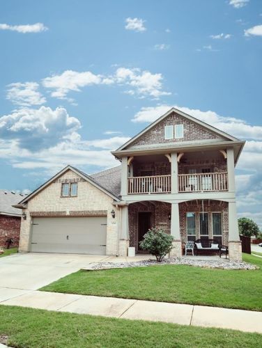 9709 Meadowpark Dr, Argyle TX  76226-5201 exterior