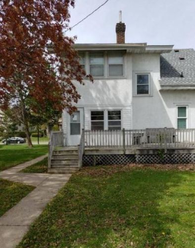 227 5th Ave, South Saint Paul, MN 55075-2335