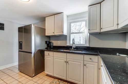 1483 Burnett Rd, Springfield OH  45505-3411 exterior
