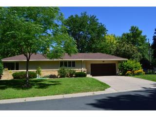 2902 Idaho Ave, Minneapolis, MN 55427-2927