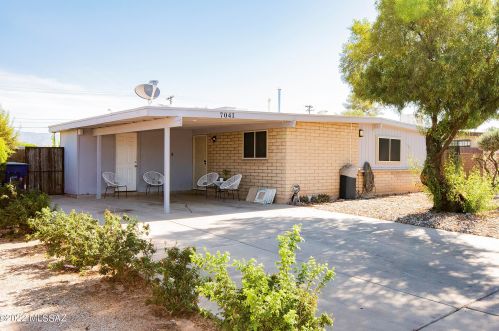 7041 Vernice St, Tucson, AZ 85730-2348