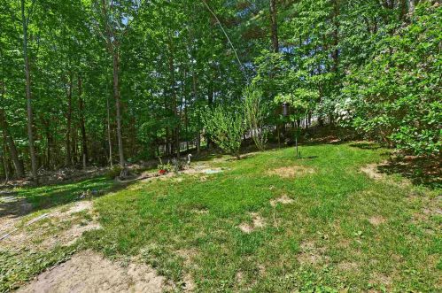 44 Tolend Rd, Dover NH  03820-5501 exterior