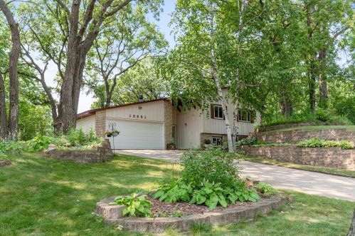 13551 Everest Ave, Saint Paul, MN 55124-6860