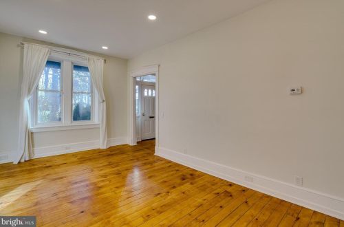 721 Orange St, Lancaster PA  17602-3118 exterior