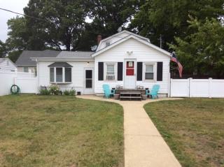 275 Marconi Blvd, Copiague, NY 11726-2021