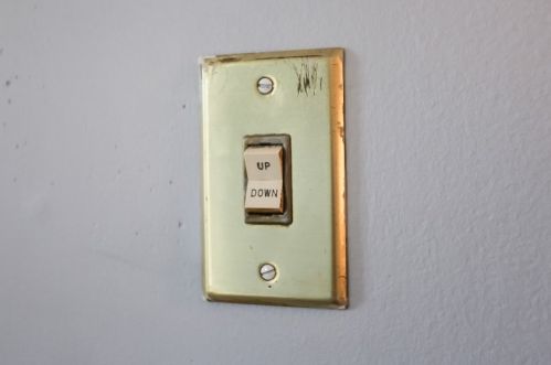 501 Camelot Dr, Pittsburgh PA  15237-4977 exterior