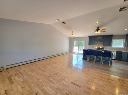 30 Clinton Dr, Washingtonville NY  10992-1300 exterior