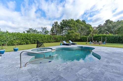 17975 83rd Pl, Town Of Loxahatchee Groves FL  33470-2616 exterior