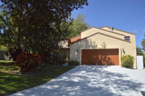 4678 San Paulo Ct, Lakeland, FL 33813-2463