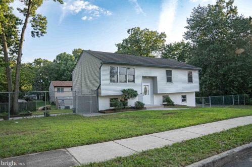 1911 Normandy Ave, West Deptford, NJ 08096-6408