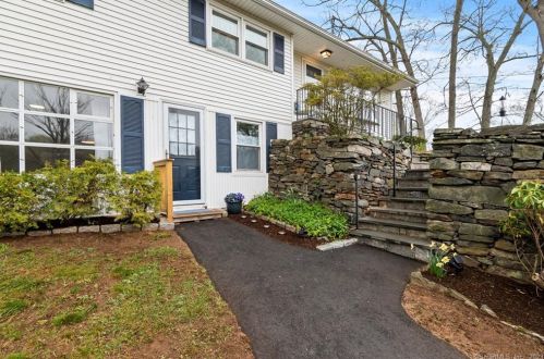 17 River Ln, Deep River CT  06417-1924 exterior