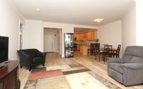 318 Trump Park, Shrub Oak, NY 10588-1211