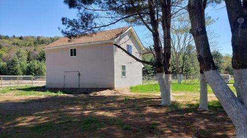 202 Edwards Rd, Monticello NY  12701-3420 exterior