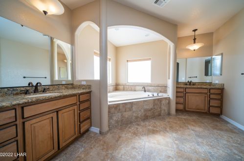 3745 Monterey Dr, Lake Havasu City AZ  86406-8819 exterior