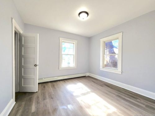 62 Lawlor St, New Britain CT  06051-1181 exterior