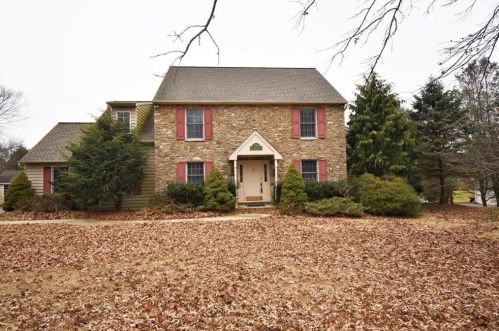 395 Bougher Hill Rd, Easton, PA 18042-9791