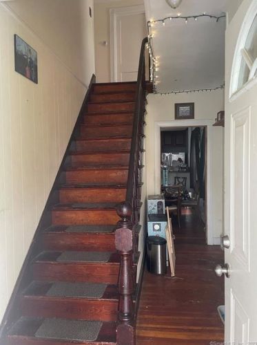 43 Prospect Ave, Killingly, CT 06239-2736